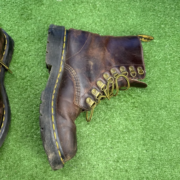 Dr. Martens 1460 Pascal Boots Men's 8, Brown Leather Combat Lace-Up AirWair - Picture 3 of 11